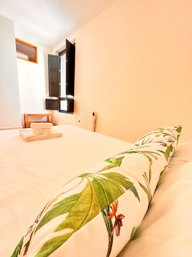 Penthouse Near Cathedral Private Rooftop Private Parking Sevilla Kültér fotó