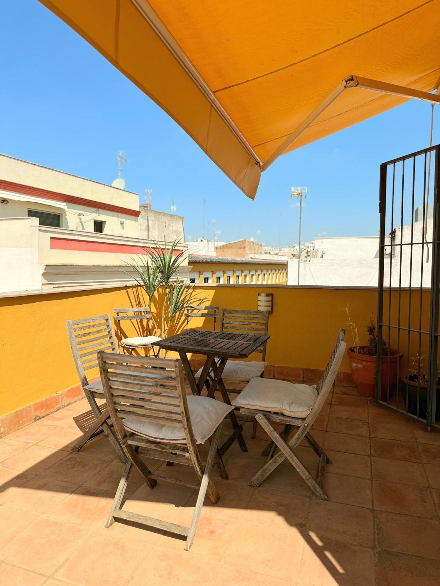 Penthouse Near Cathedral Private Rooftop Private Parking Sevilla Kültér fotó