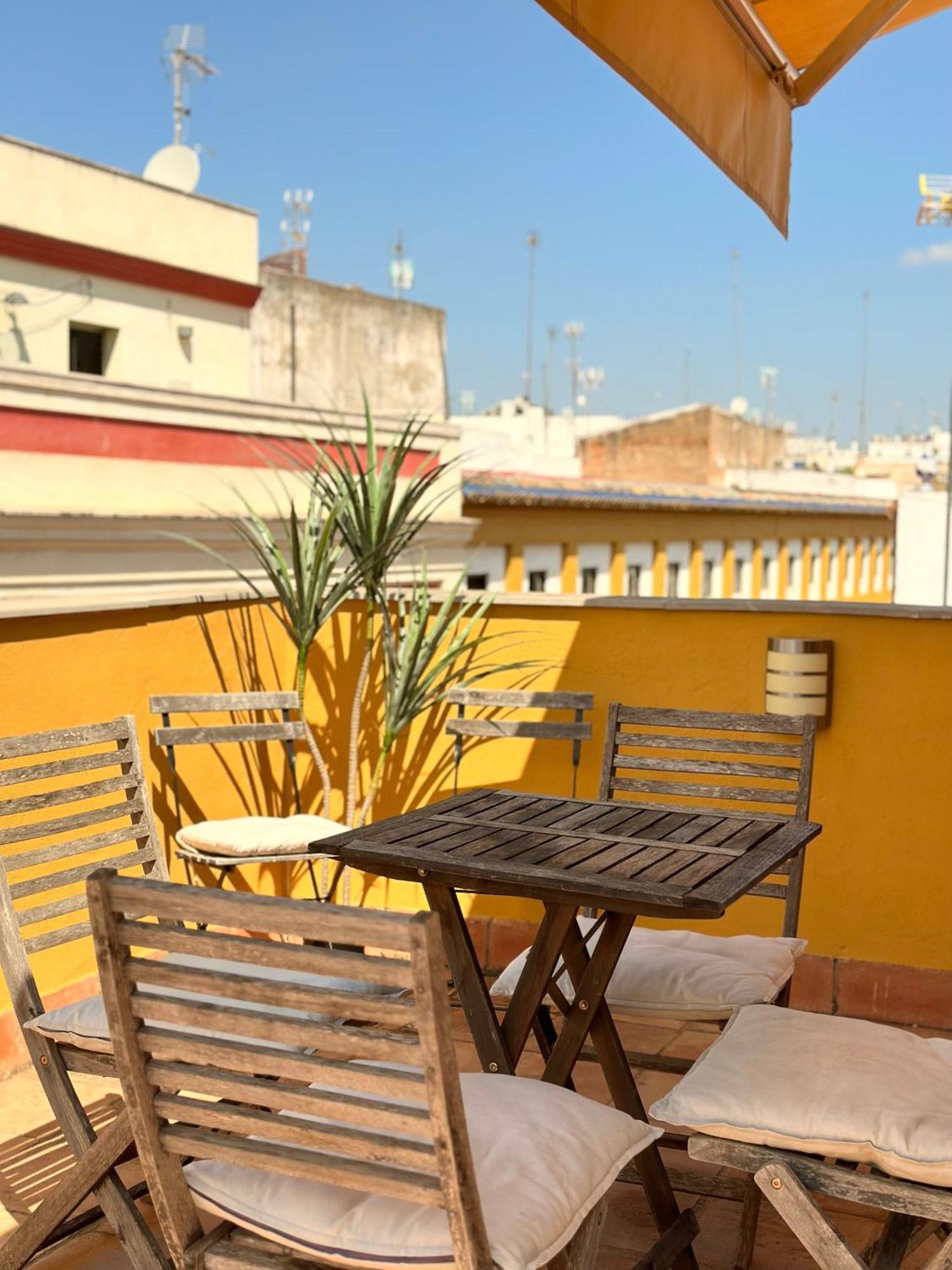 Penthouse Near Cathedral Private Rooftop Private Parking Sevilla Kültér fotó